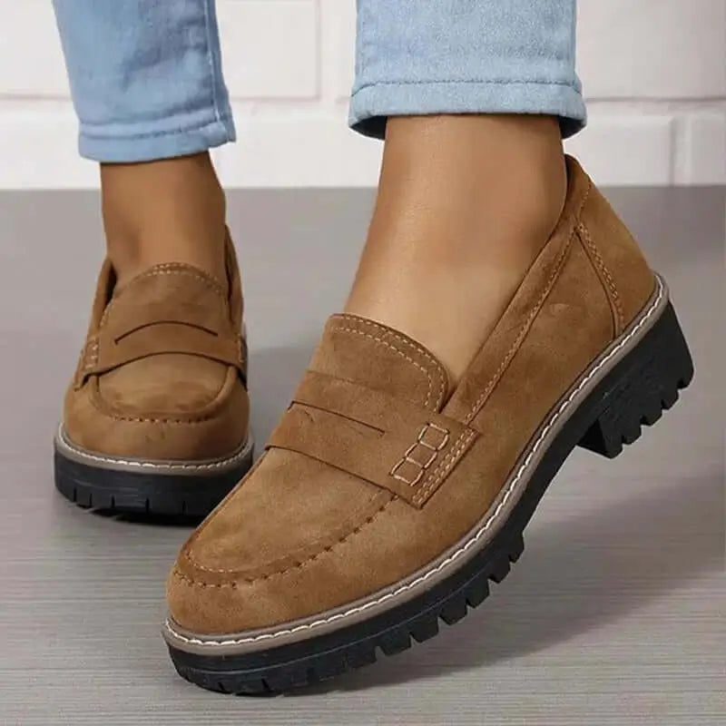 NADIA™ | Mocassins Intemporels en Daim